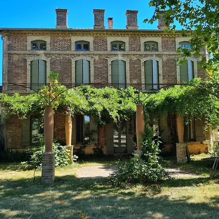 Bed & Breakfast Parc De Coulassy 3*