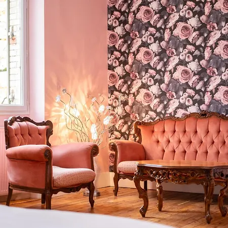 Parc De Coulassy Bed & Breakfast *