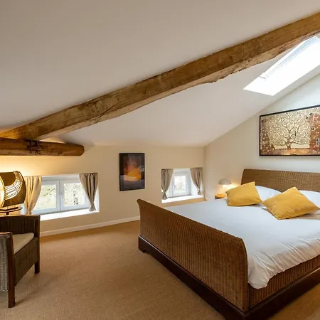 Parc De Coulassy Bed & Breakfast